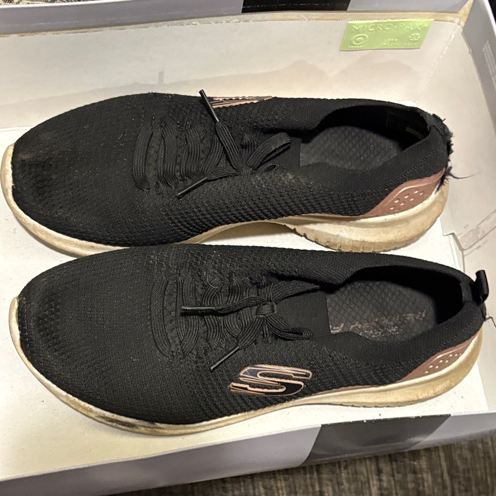 Skechers Men's Black and Brown Sneakers
